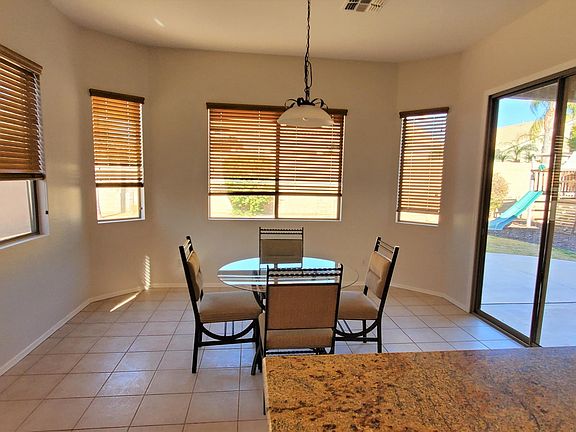 5th image of 8708 E Hillview St