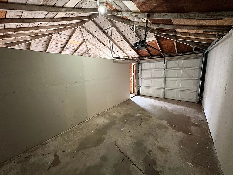 309 W Noble Ave — Photo 38