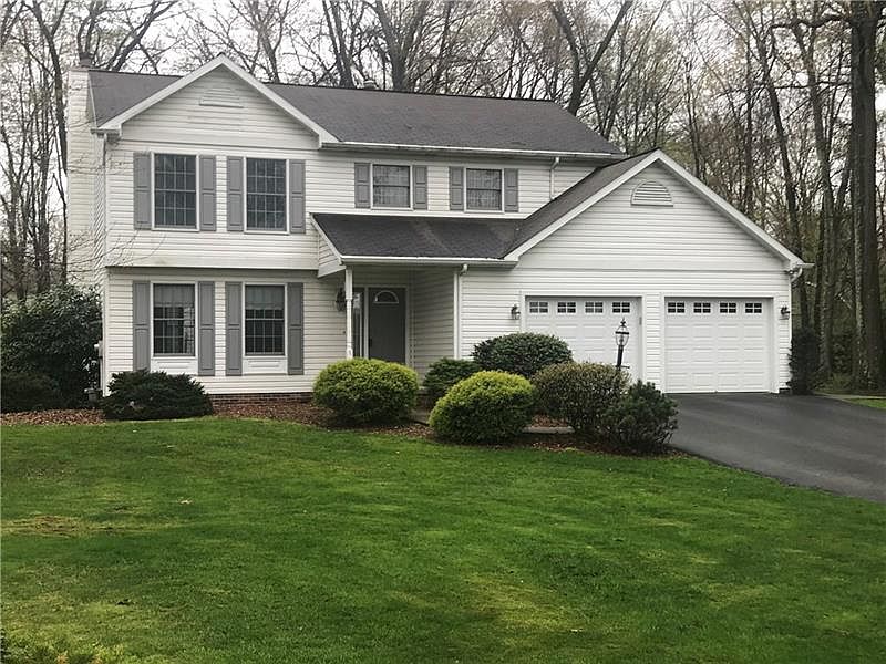 1st image of 135 Winterwood Dr