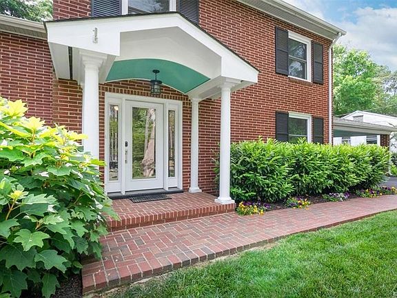 2nd image of 3021 Landria Dr