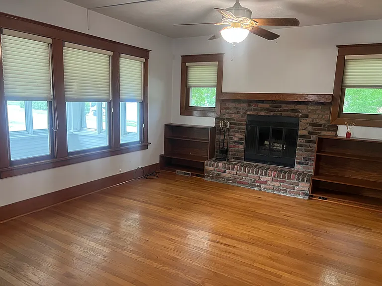 2356 S 35th Ave — Photo 12