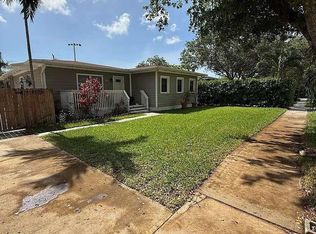 4301 SW 60th Pl, South Miami, FL 33155