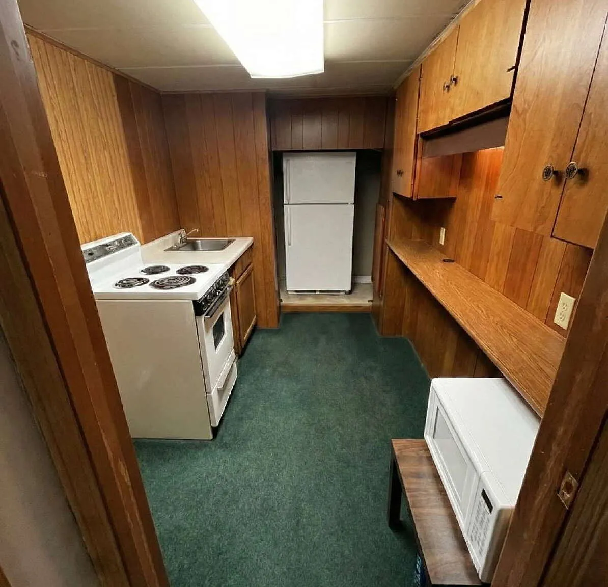 1 bed, 1.0 bath, 400 sqft, $695 — Photo 4