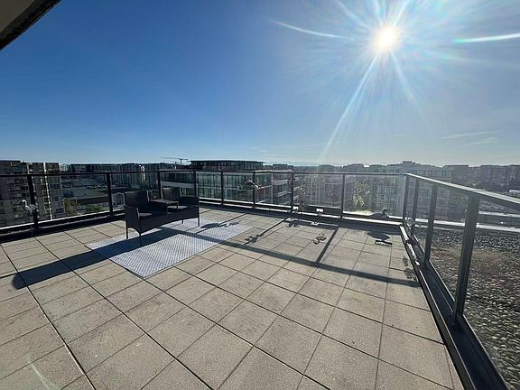 2nd image of 7988 Ackroyd Rd Penthouse 1