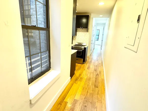 1320 Sterling Place image 5 of 13