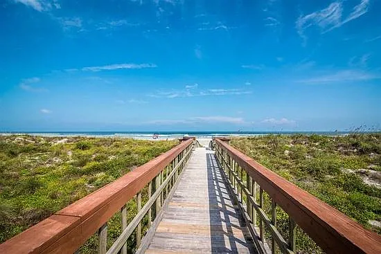 Direct Access to Butler Beach