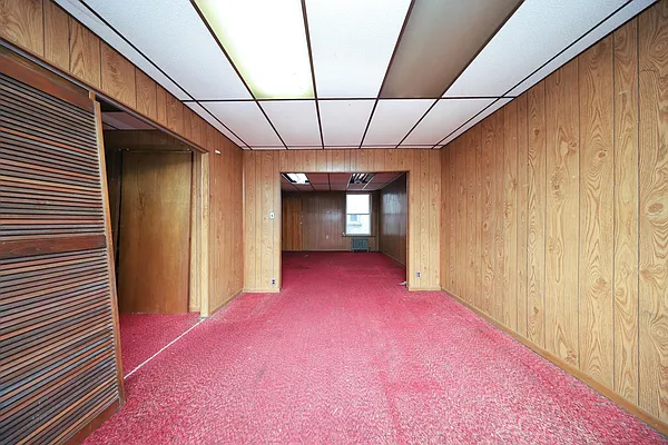 Sold by Remax Edge | media 17