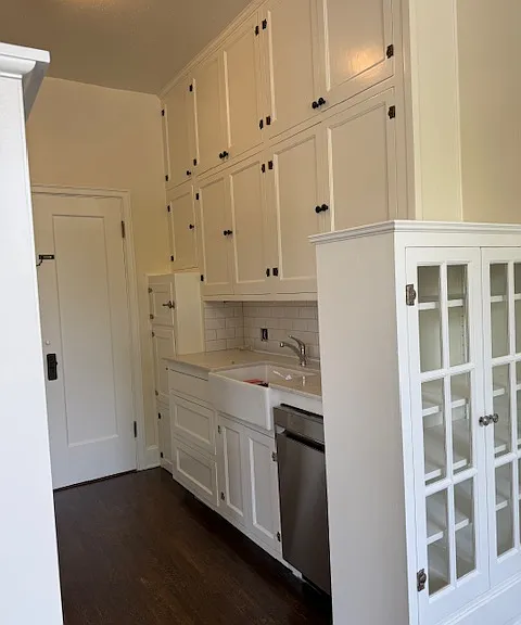 Kitchen - with new sink and dishwasher - knobs still to be put on. Picture is taken from the breakfast nook.