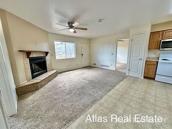 4th image of 1940 W Yampa St Unit B