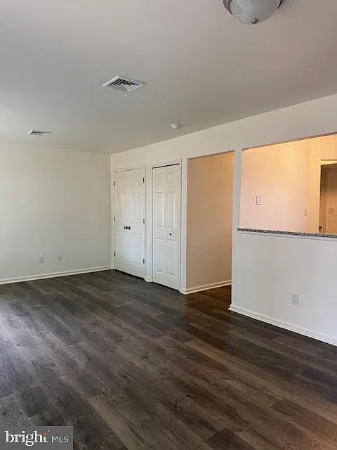 2 bed, 1.5 bath, 1100 sqft, $1,975 — Photo 4