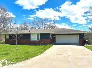 548 Indian Trail Rd, Ottumwa, IA 52501