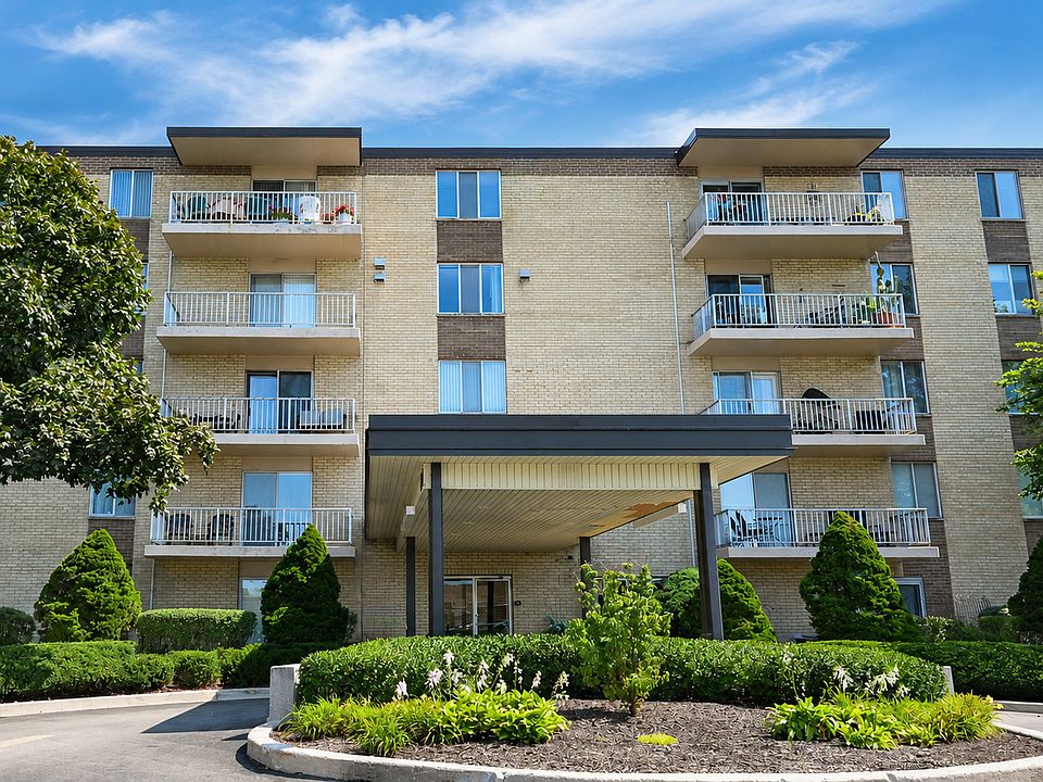 1st image of 110 W Butterfield Rd APT 307S