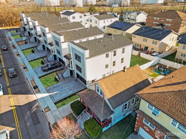 928 S Park Ave, Linden, NJ 07036
