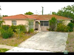 111 NE 19th Ave, Boynton Beach, FL 33435