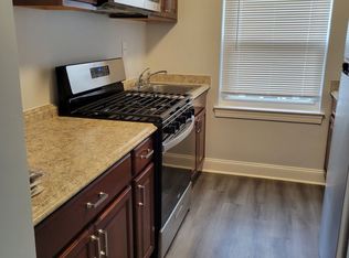 4302 Halley Ter SE APT 4, Washington, DC 20032