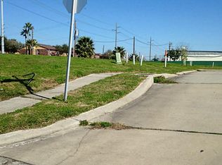 7302 Palmira Way, Galveston, TX 77551