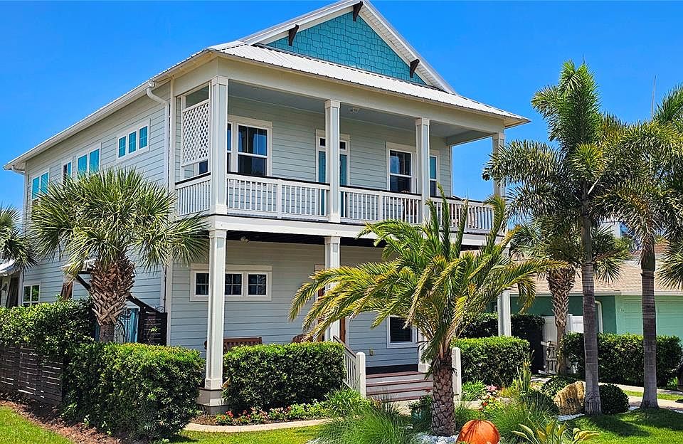 1st image of 824 MARALYN AVENUE