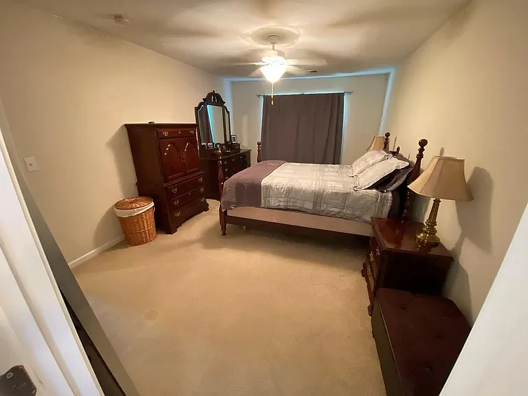 109 Travertine Xing — Photo 5