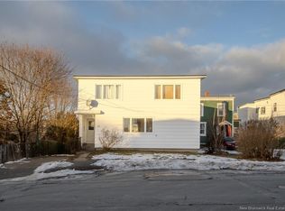 53 Newman St, Saint John, NB E2K 1M2
