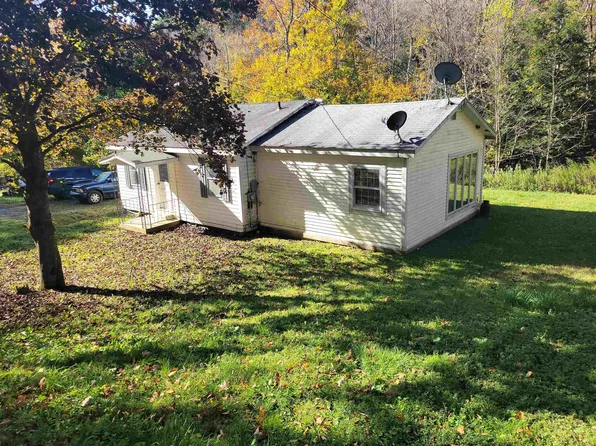 1711 Green Hill Road, Danby, VT 05739
