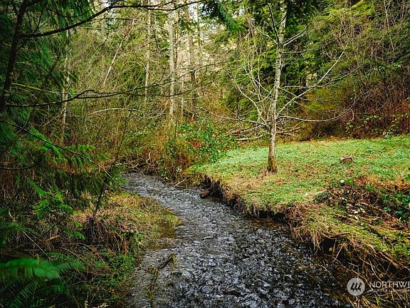 3rd image of 404 11th Street