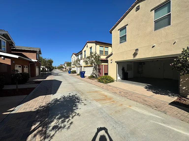 Garage alley - view 1