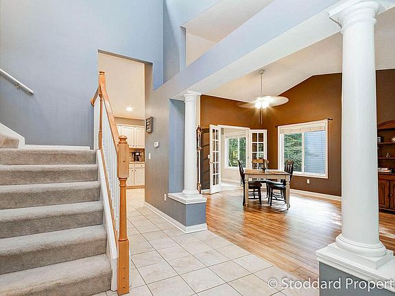 5th image of 5834 W Grove Dr SE