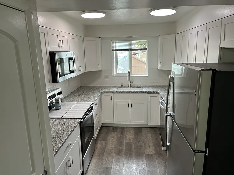 5879 S Village Cir — Photo 14