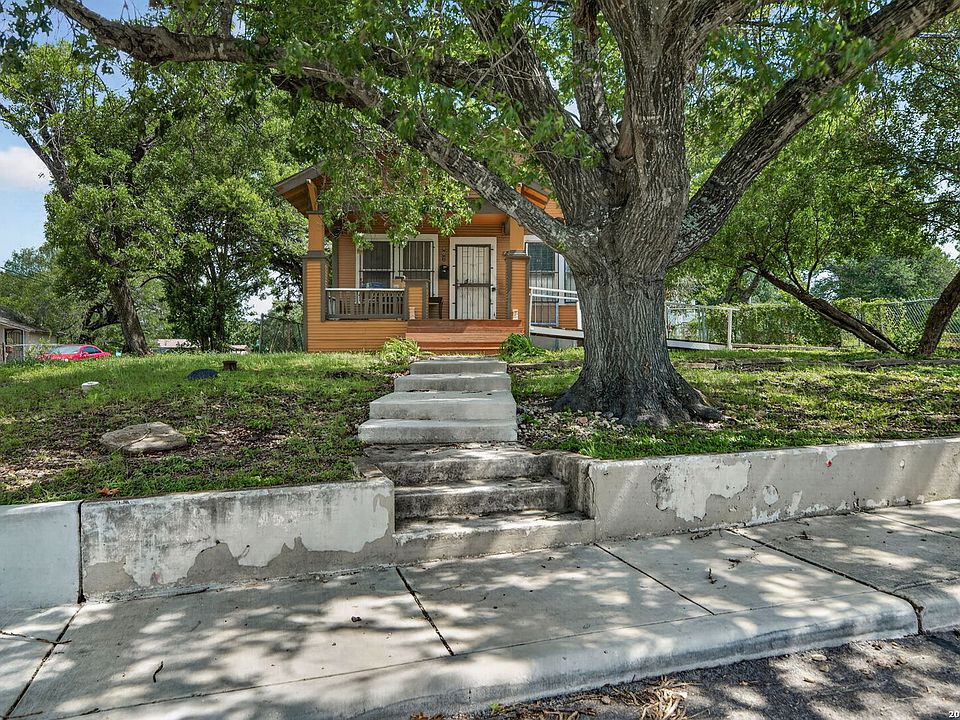 1st image of 801 Aransas