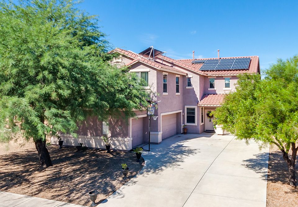 1st image of 7521 N Clemens Way