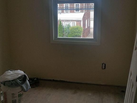 4th image of 114-30 207th Street