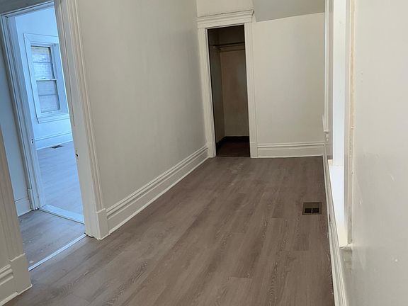 5th image of 1519 S Springfield Ave