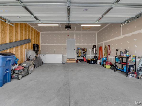 512 Founders Way, Foristell, MO 63348