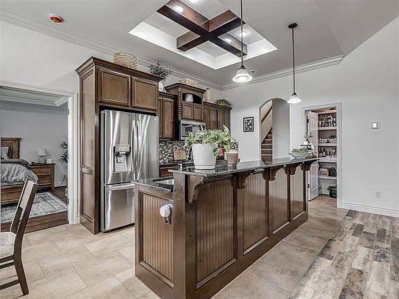 5th image of 4904 NW 155th St