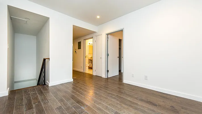 Rented by Nooklyn NYC LLC | media 5