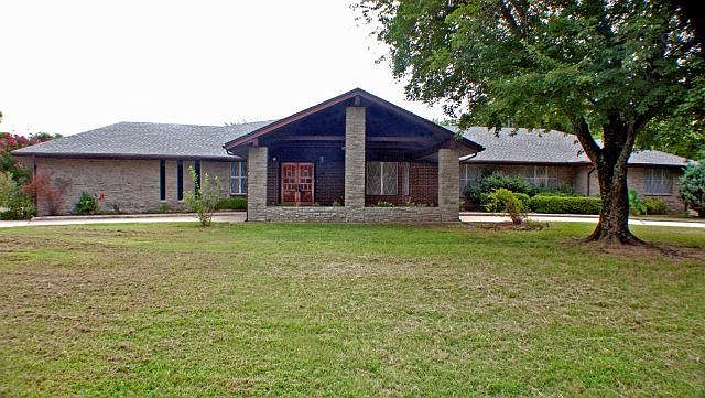 1st image of 206 Sooner Rd