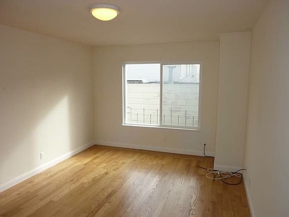 5th image of 5570 Mission St APT 5