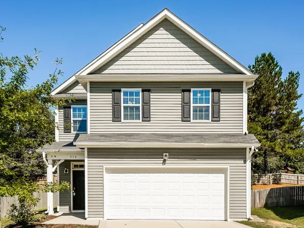 316 E Webber Ln, Clayton, NC 27527