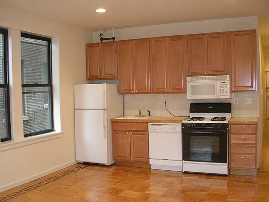 Rented by RV Realty | media 17