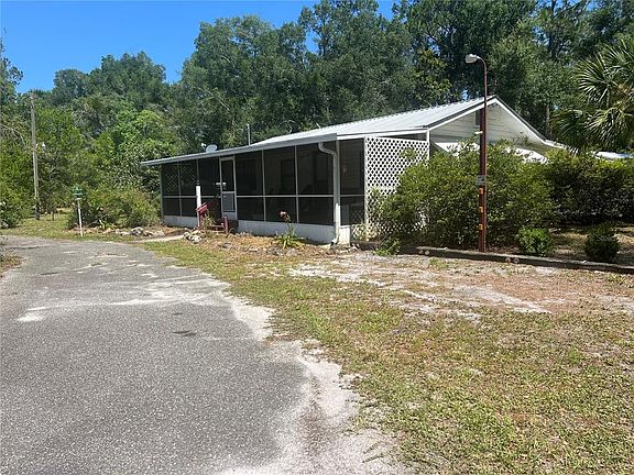 5th image of 203 SE 45 AVENUE