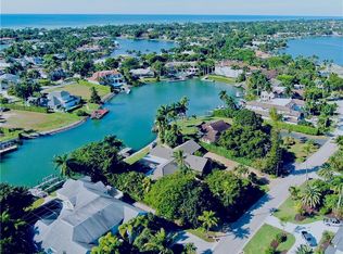 3220 Rum Row, Naples, FL 34102