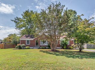 212 Crestland Dr, Columbia, TN 38401