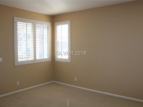 4th image of 1018 Park Bridge Ave