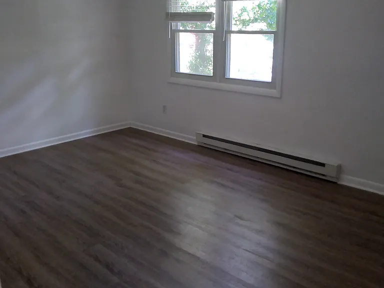 213 Grantwood Dr — Photo 15