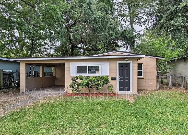 3312 Ernest St — Photo 1