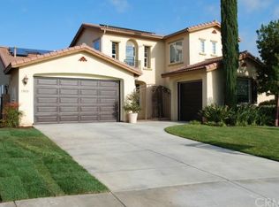 31028 Pinion Pine Cir, Winchester, CA 92596