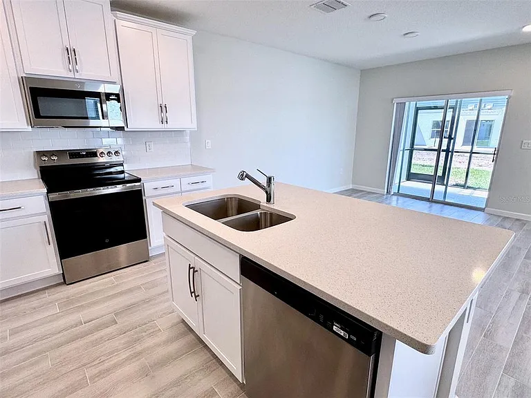 5094 Rain Shadow Dr — Photo 11