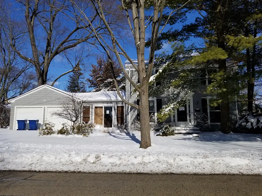 304 Gray St photo 1