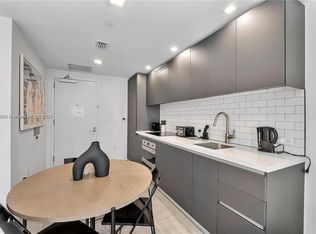 227 NE 2nd St UNIT 2201, Miami, FL 33179