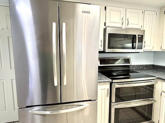 4th image of 10330 W THUNDERBIRD Boulevard #A132